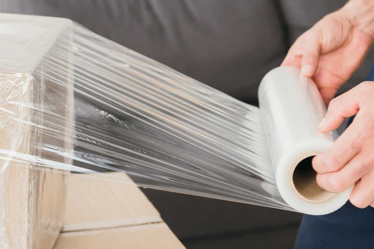 Stretch Film Vs. Shrink Wrap - What's the Difference? | 2S Packaging